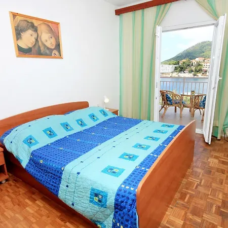 Brna 574b Smokvica (Korcula)